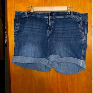 Women’s shorts